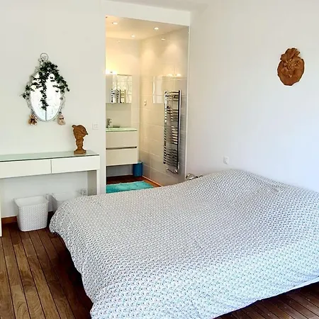 Superbe Dans Cadre D'exception - Piscine, Et Tennis Prive Apartment *